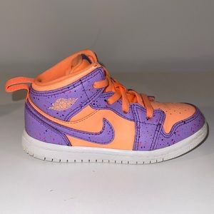Air Jordan 1 Mid For Toddler Girls size 9C
